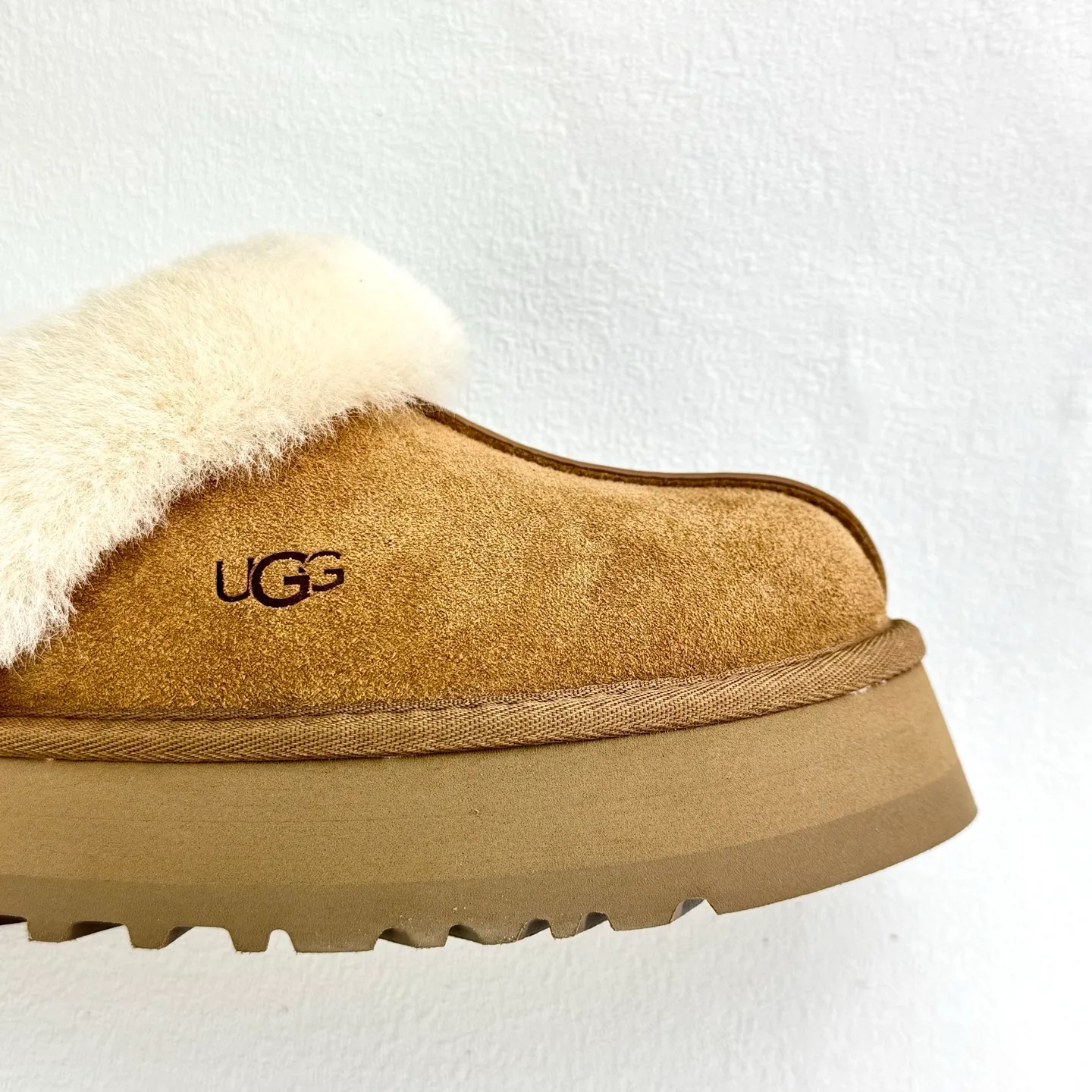Self-pickup 💰400 2550 Thick-soled wool slippers (star slippers plus version) Comfortable toe-toe style, can be worn at home, wool slippers can be worn outside, cow split upper, Longfeng moccasin wool lining, original three-layer combination outsole, light and comfortable on the foot, only the top version, oil edge craftsmanship is exquisite! Color: maroon gray sand antelope brown black code number: 35-41
